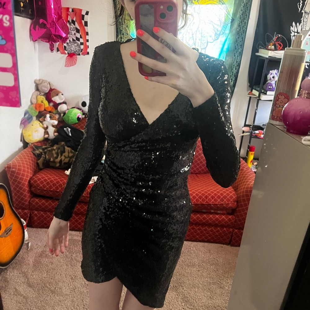 Elegant Black Sequin Dress